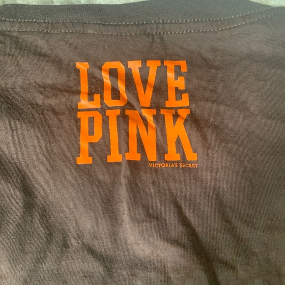 CLEVELAND BROWNS VS PINK TEE - Picture 6 of 6
